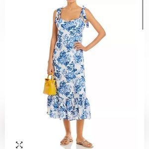 Gorgeous NWT NBW blue and white floral dress